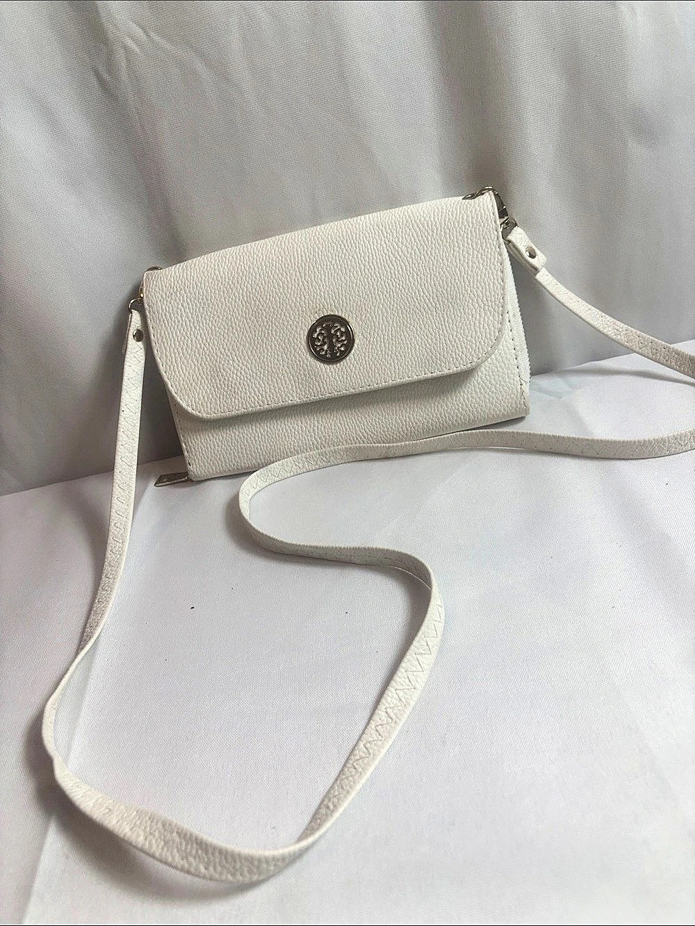 Crossbody Bag in White Like New